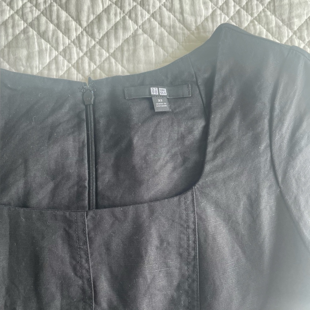 Uniqlo Linen Blend Square Neck Short-Sleeve Dress